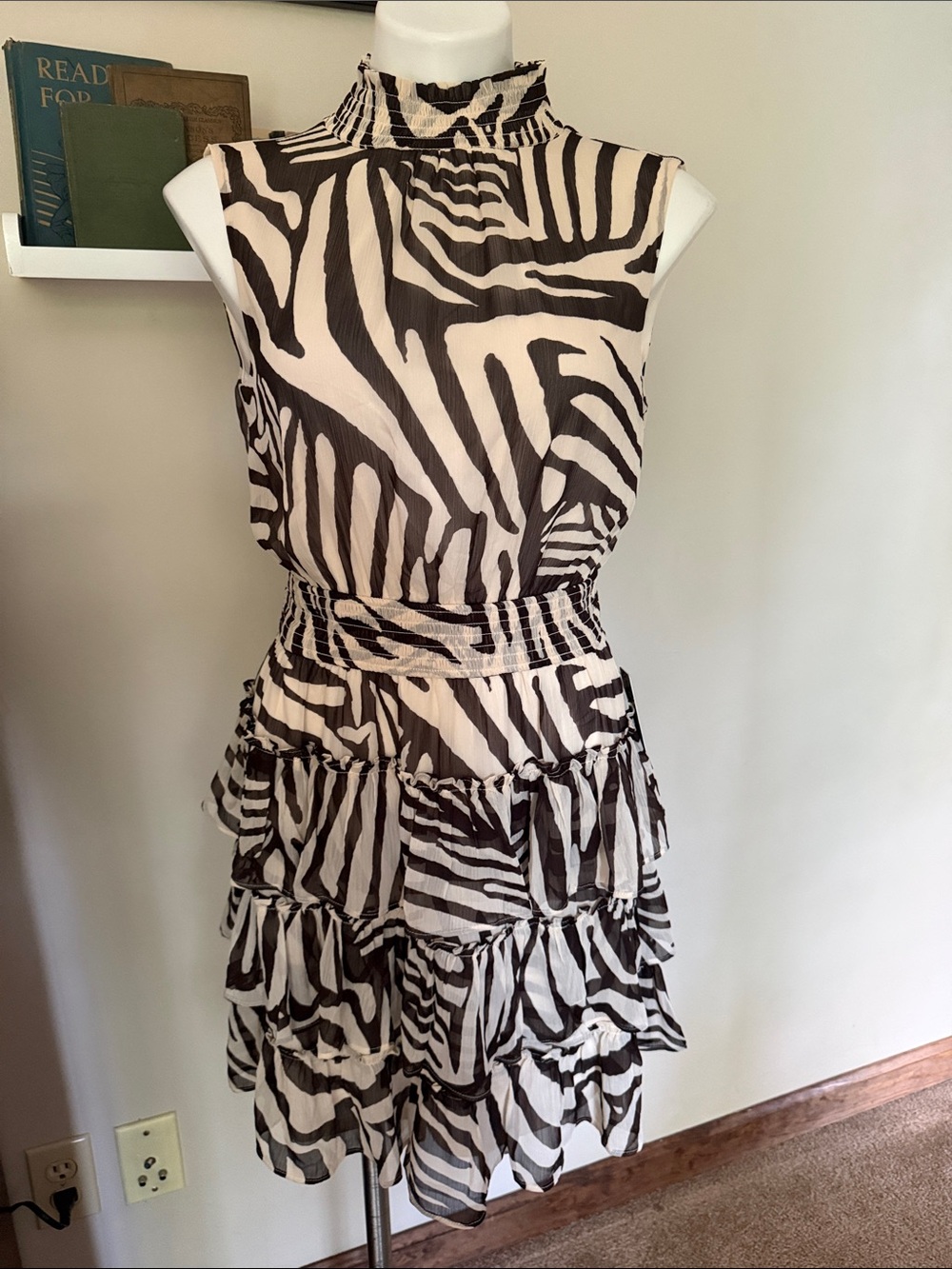 Black and cream zebra print dress Express Small NWT